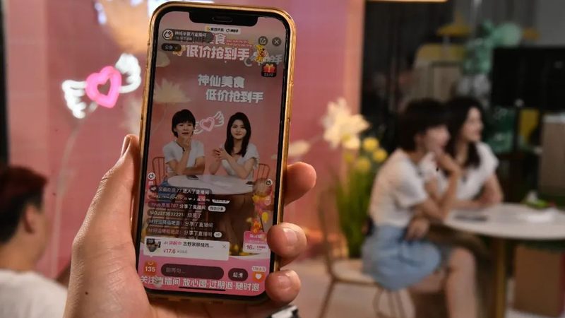 马桶疏通剂正确使用步骤，告别堵塞烦恼